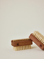 Travel Nail Brush