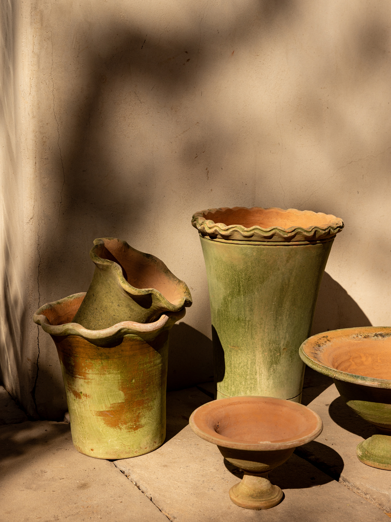 Aged Pie Crust Planter