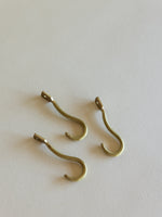 Curvature Hooks