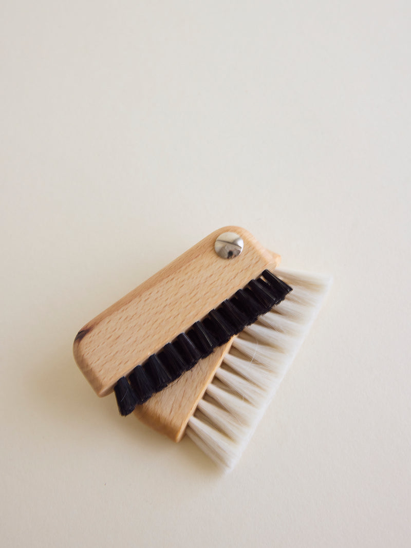 Laptop Brush