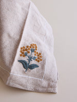 Floral Embroidery Napkin Set