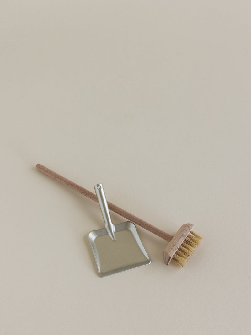 Bronson Broom Set